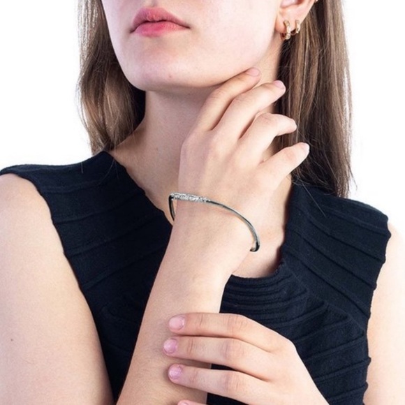 ALEXIS BITTAR • Miss Havisham Liquid Crystal Encrusted Wavy Bangle Bracelet - Picture 2 of 9